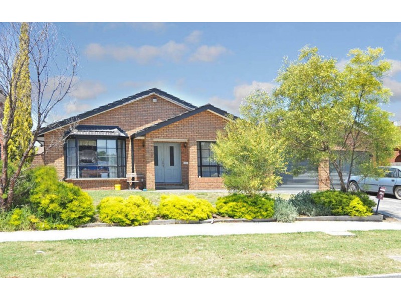 5 Frost Drive, Delahey VIC 3037