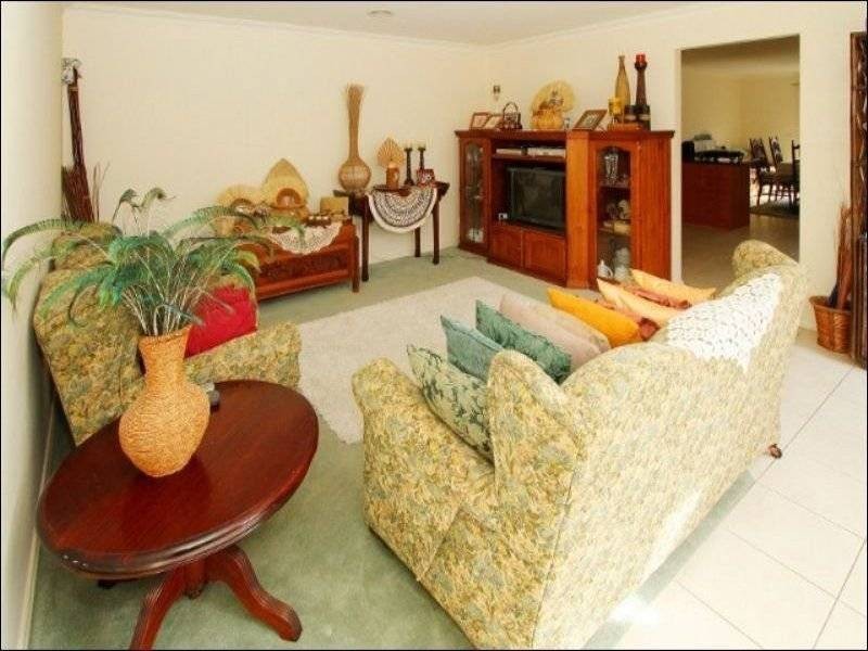 1/18 Westminster Avenue, Hillside VIC 3037