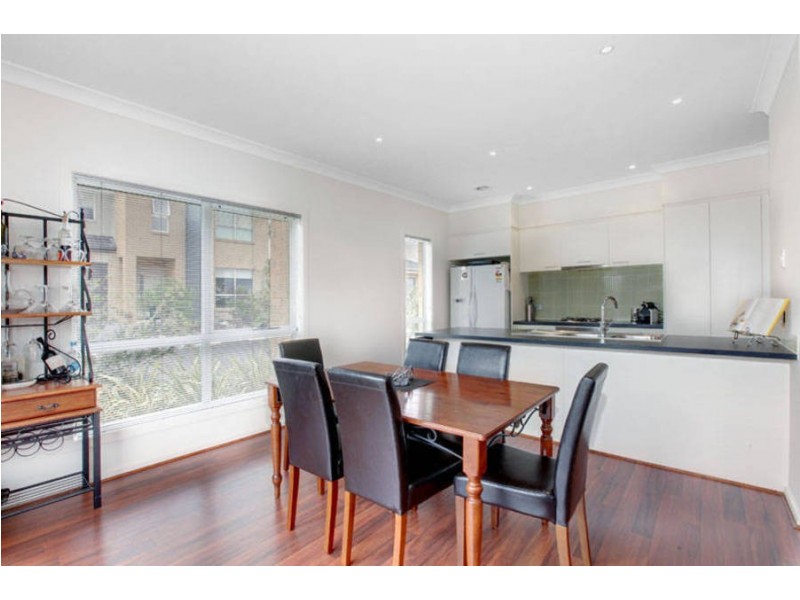 24 Eloura Circuit, Taylors Hill VIC 3037