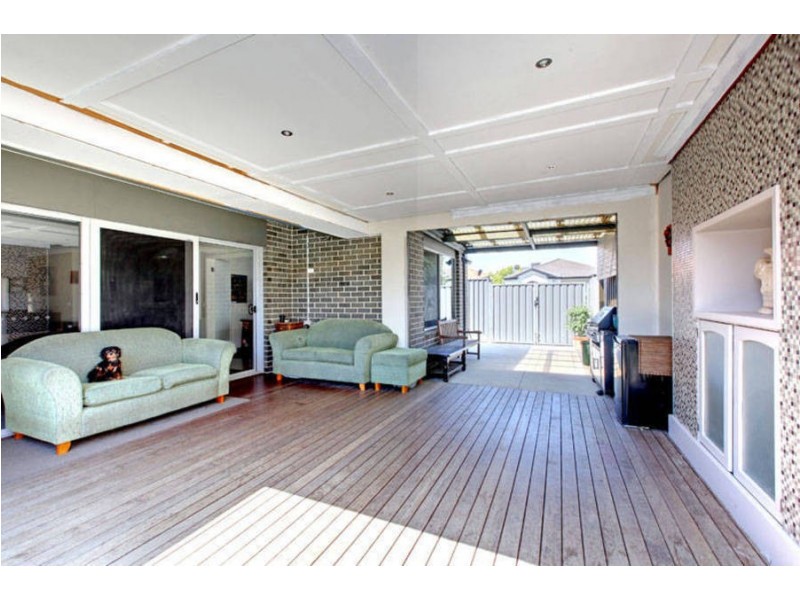 28 Flinders Street, Taylors Hill VIC 3037