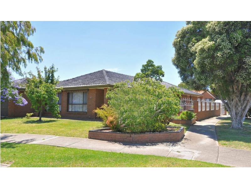 32 Wanaka Drive, Keilor Downs VIC 3038