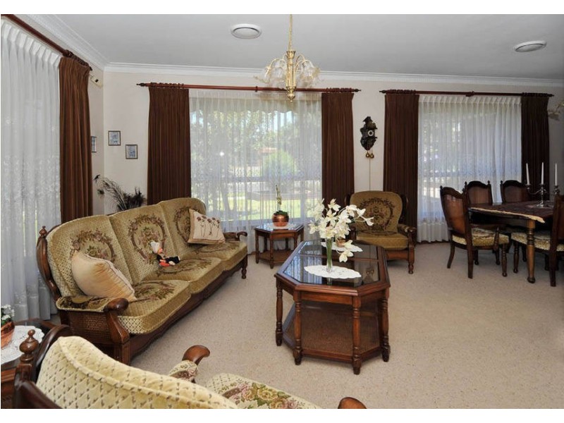 32 Wanaka Drive, Keilor Downs VIC 3038