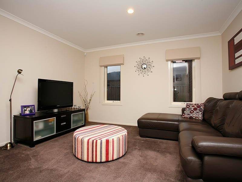 69 Papillion Parade, Tarneit VIC 3029
