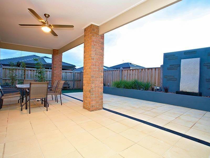 69 Papillion Parade, Tarneit VIC 3029