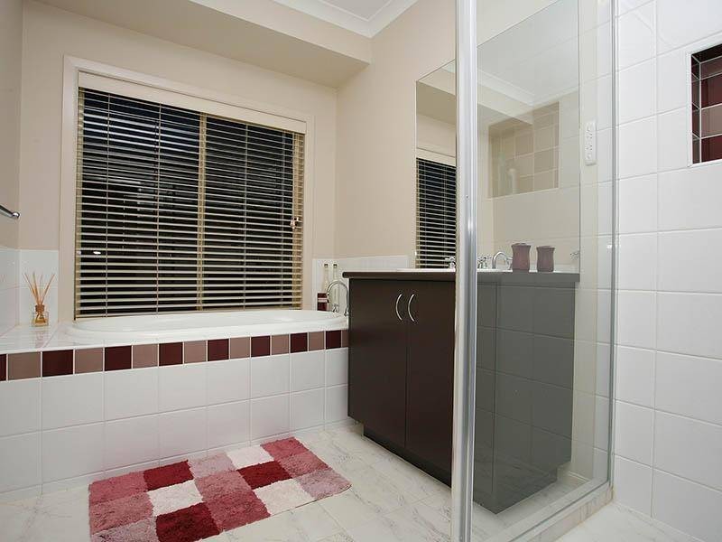 69 Papillion Parade, Tarneit VIC 3029