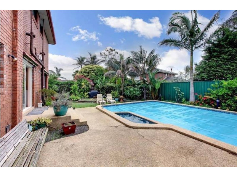 895 Old Calder Hwy, Keilor VIC 3036