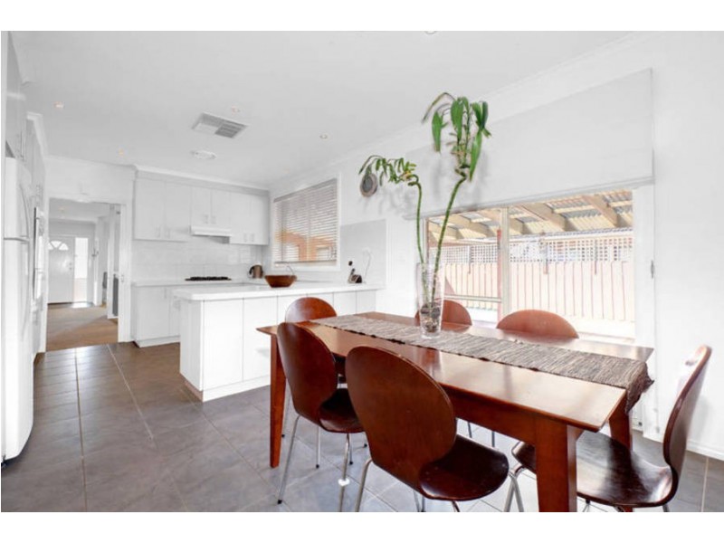 3 Birchmore Court, Taylors Lakes VIC 3038