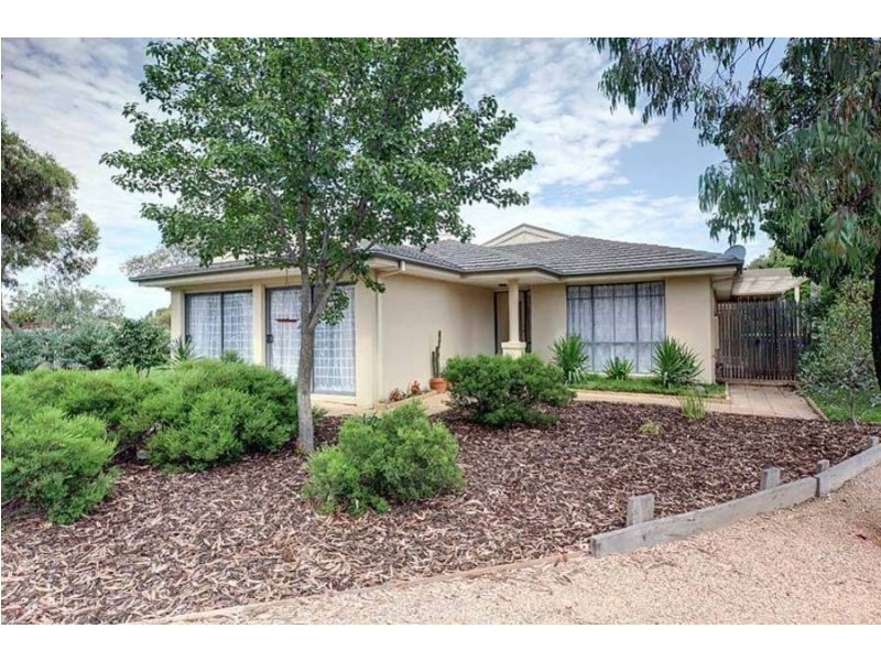 1 Daymar Court, Hillside VIC 3037