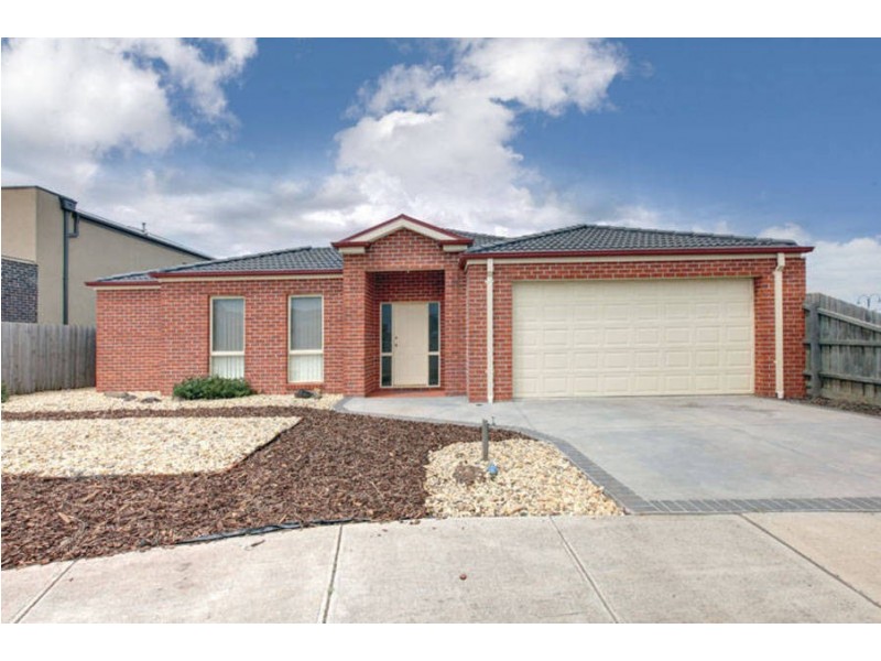 31 Willowood Court, Taylors Hill VIC 3037