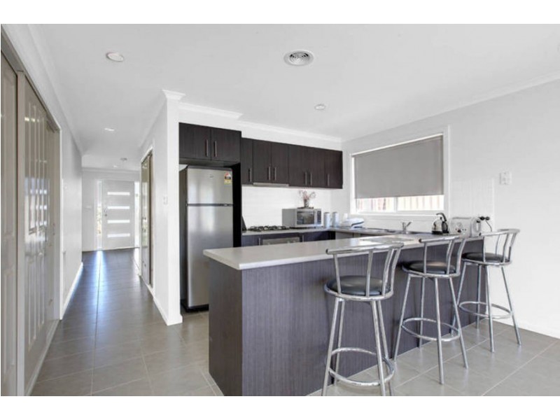 3 David  Circut, Hillside VIC 3037