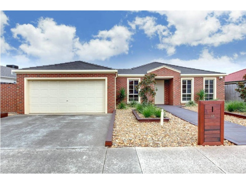 13 Erin Street, Hillside VIC 3037