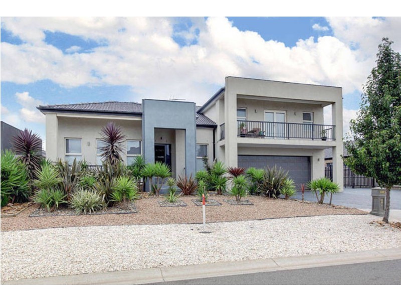 5 Rushcutters Place, Taylors Hill VIC 3037