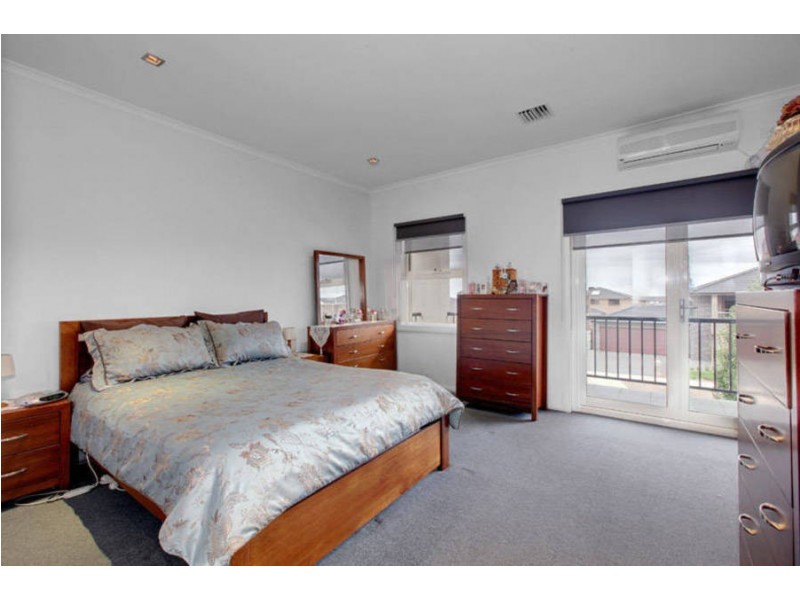 5 Rushcutters Place, Taylors Hill VIC 3037