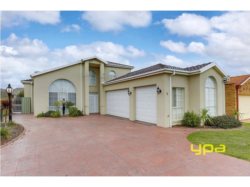 8 Wellesley Drive, Taylors Lakes VIC 3038
