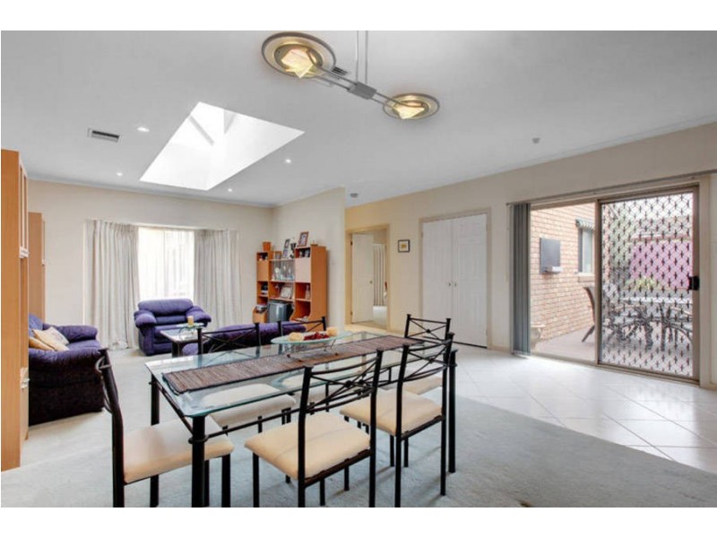 17 Stables Place, Sydenham VIC 3037