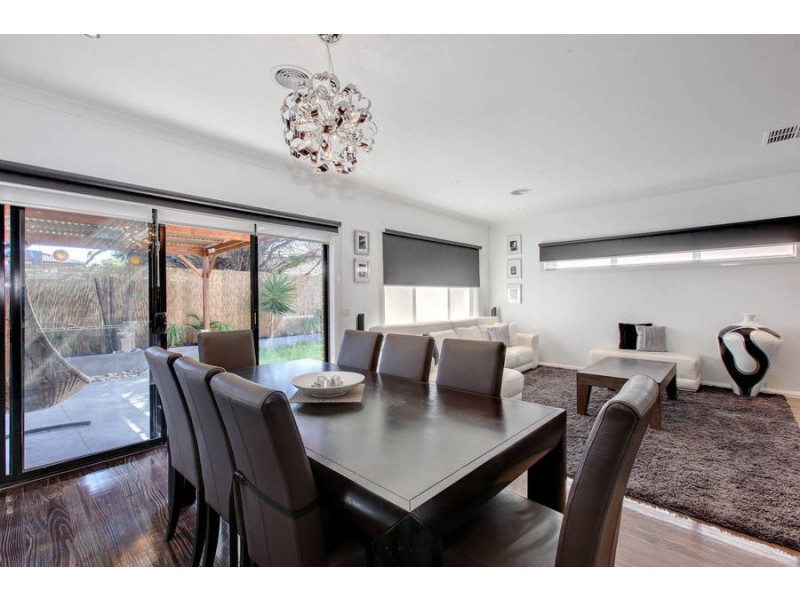 14 Chandos Street, Sydenham VIC 3037