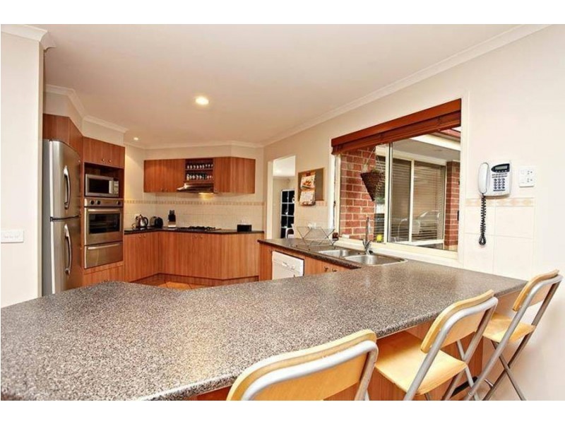 2 Sharpe Street, Hillside VIC 3037