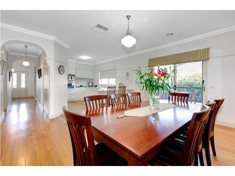 48 Jacaranda Drive, Taylors Hill VIC 3037