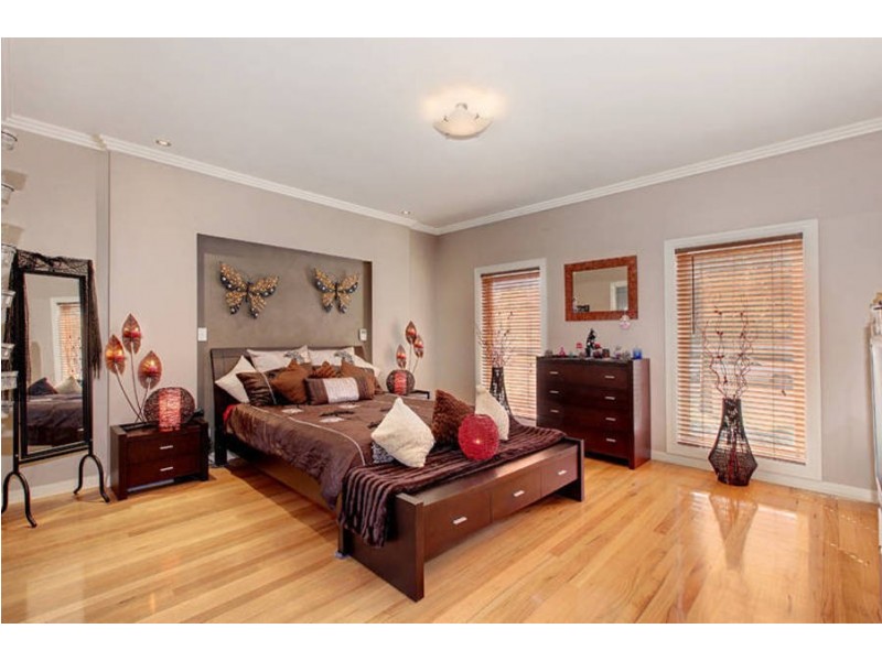 3 Royal Crescent, Hillside VIC 3037