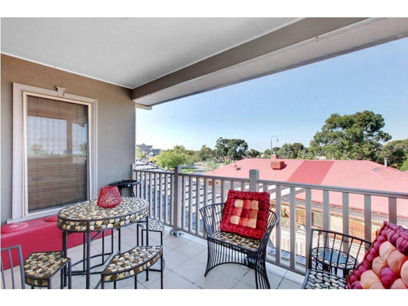 3 Royal Crescent, Hillside VIC 3037