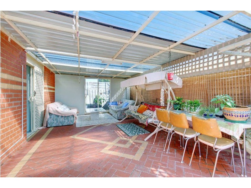 5/18 Tanaroo Crescent, Delahey VIC 3037