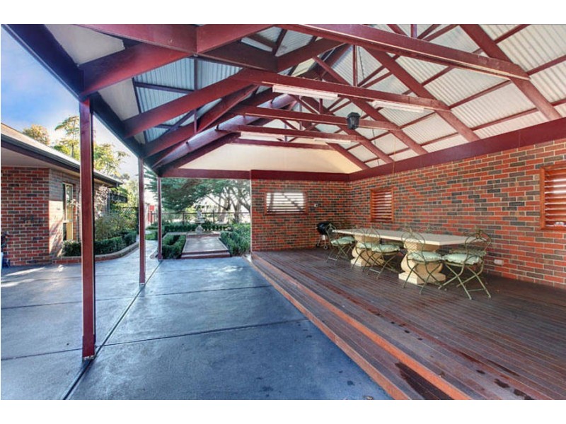 68 Castlewellan Blvd, Hillside VIC 3037