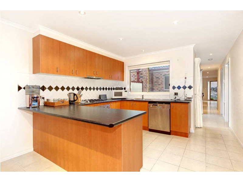 1/25 Jade Way, Hillside VIC 3037