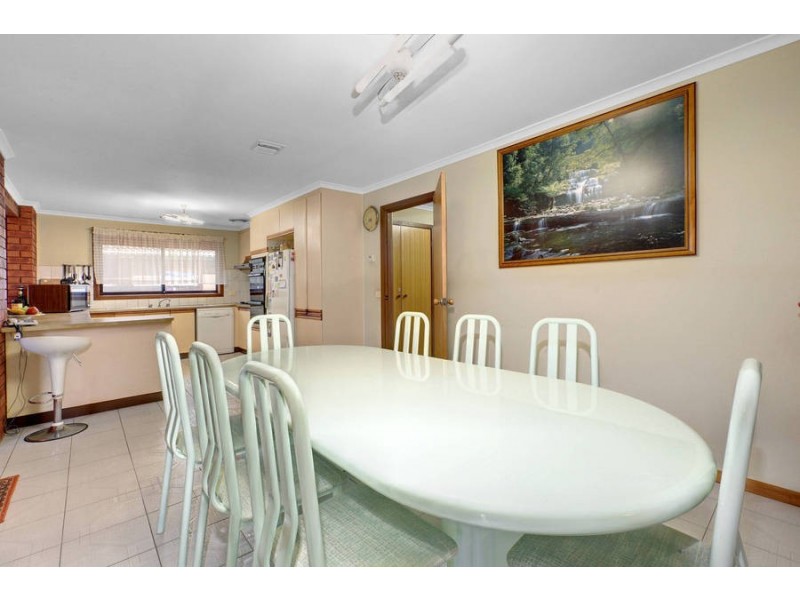 2 Ajax Close, Keilor Downs VIC 3038