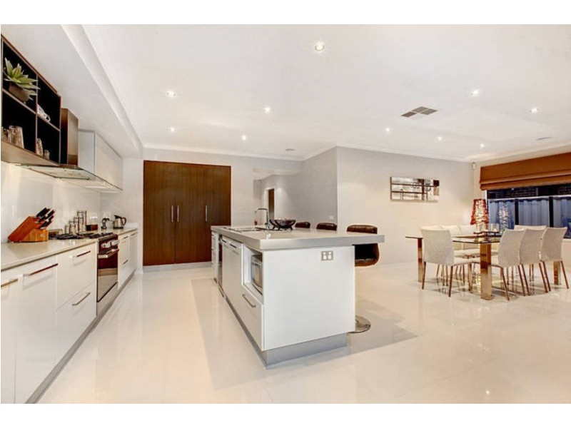 14 Kinetic Avenue, Hillside VIC 3037