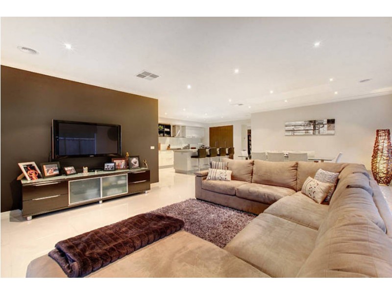 14 Kinetic Avenue, Hillside VIC 3037