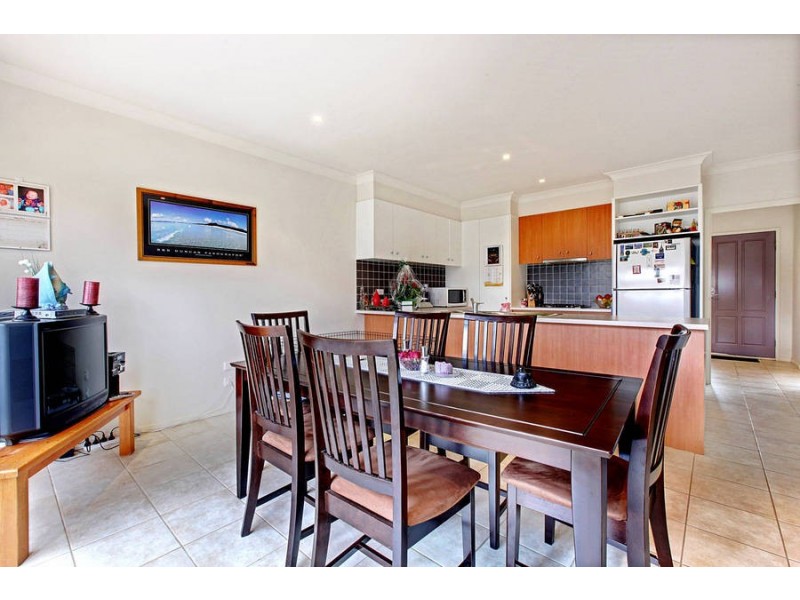 25D Wentworth Drive, Taylors Lakes VIC 3038