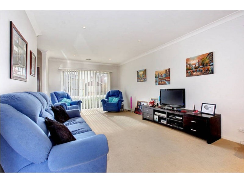 25D Wentworth Drive, Taylors Lakes VIC 3038