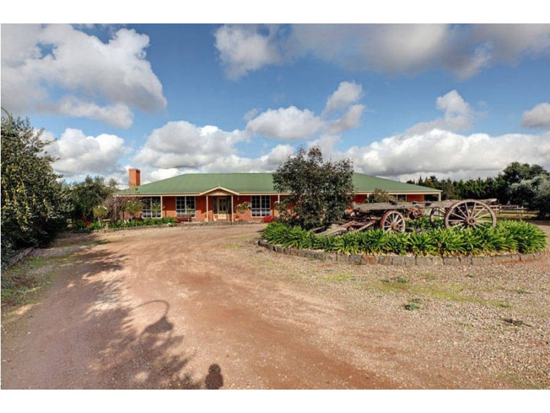 183-195 Westcott Parade, Rockbank VIC 3335