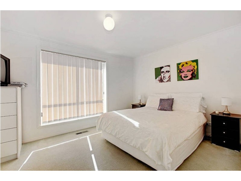 8a Sibyl Court, Keilor Downs VIC 3038