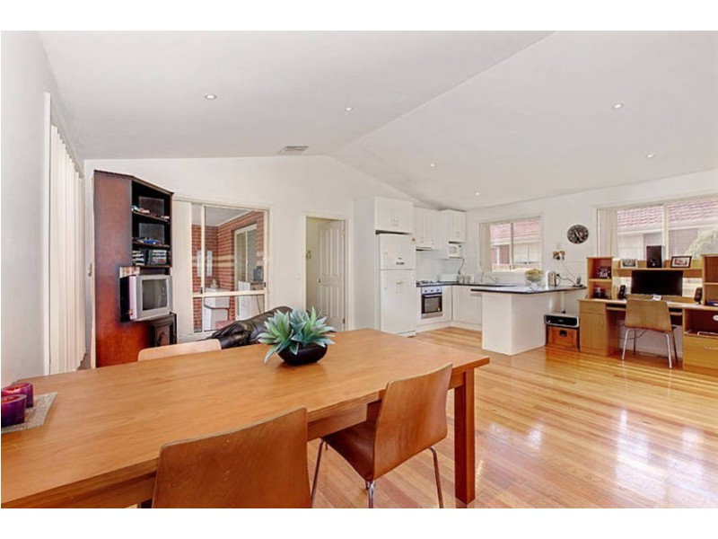 8a Sibyl Court, Keilor Downs VIC 3038