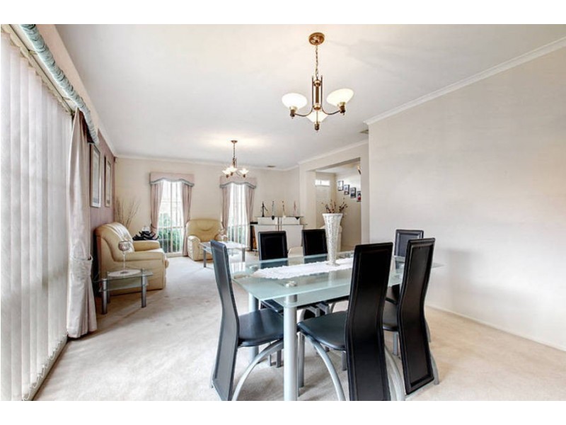 36 Roadhouse Wynd, Sydenham VIC 3037