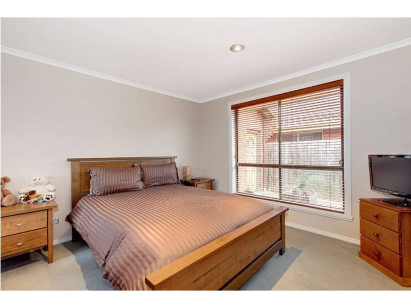 7 Ryan Road, Delahey VIC 3037