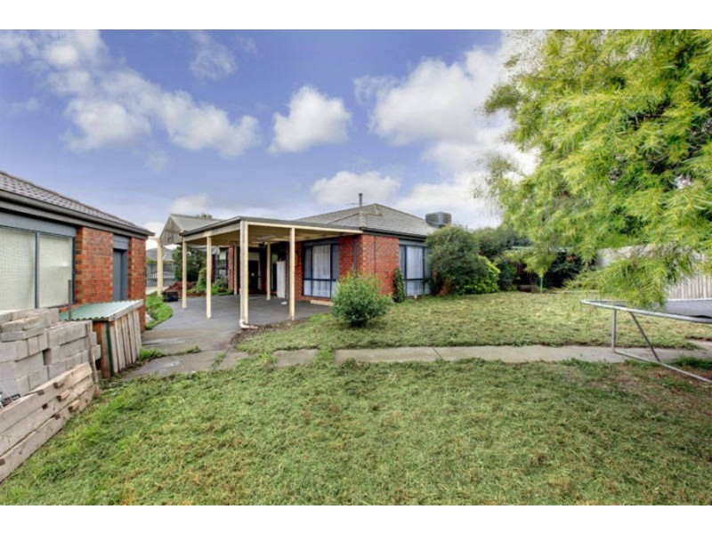 6 Coleman Court, Taylors Lakes VIC 3038