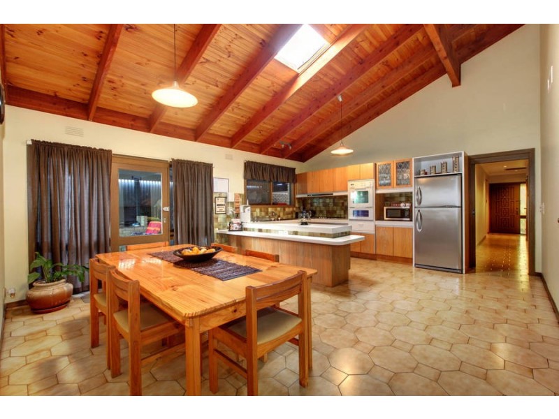 46 Moira Avenue, Reservoir VIC 3073