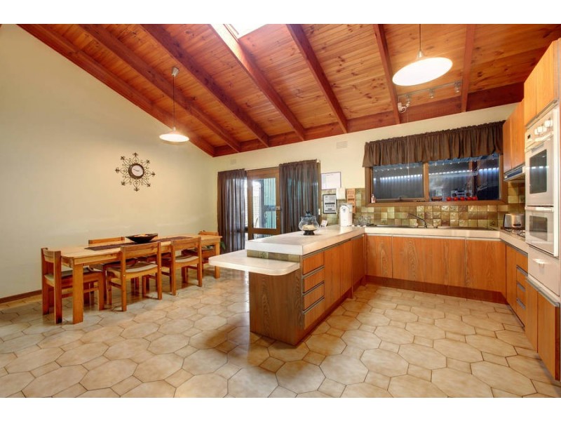 46 Moira Avenue, Reservoir VIC 3073