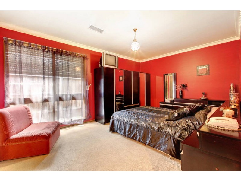 46 Moira Avenue, Reservoir VIC 3073