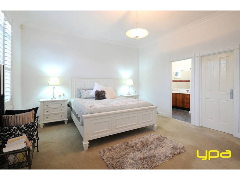 47 Cambridge Crescent, Taylors Lakes VIC 3038