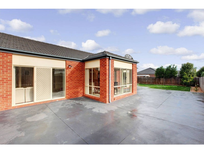 17  Collins Street, Taylors Hill VIC 3037