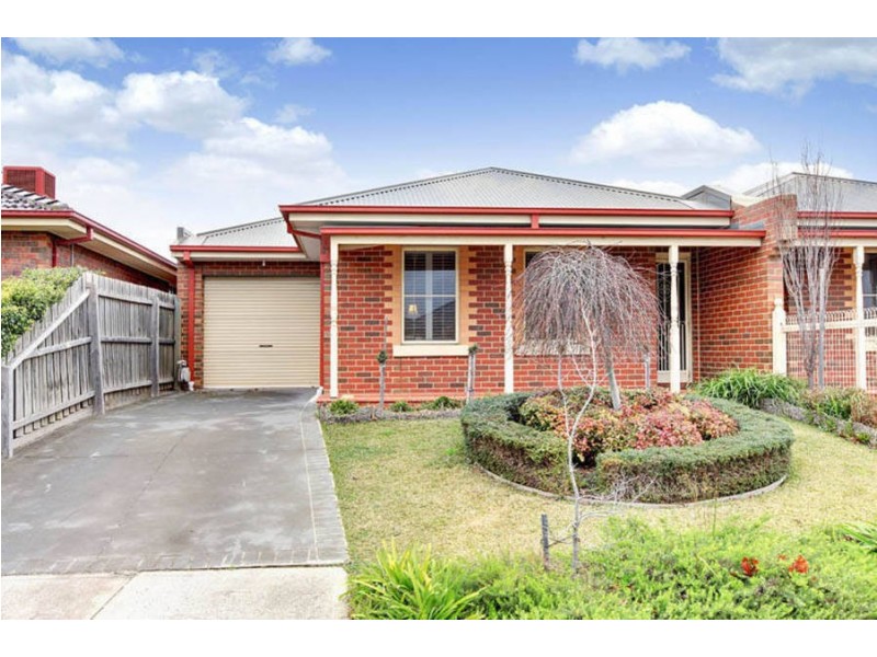 2/5 Padula Court, Hillside VIC 3037