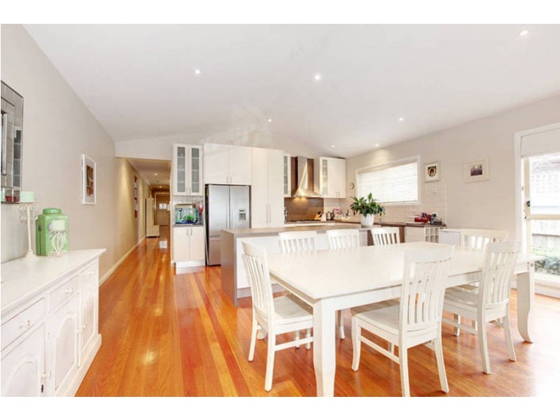 2/5 Padula Court, Hillside VIC 3037