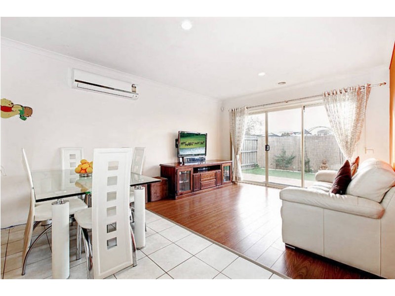 13 Sarkis Mews, Hillside VIC 3037