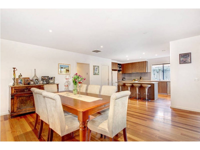 23 Lambert Court, Taylors Hill VIC 3037