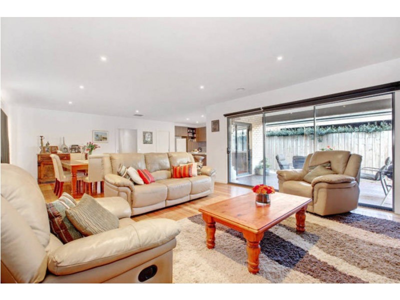 23 Lambert Court, Taylors Hill VIC 3037