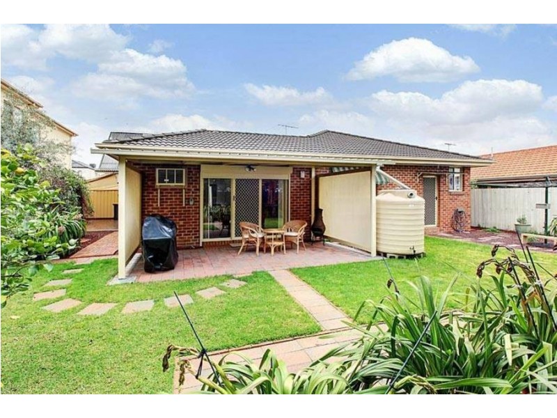 7 Landsbourgh Avenue, Taylors Lakes VIC 3038