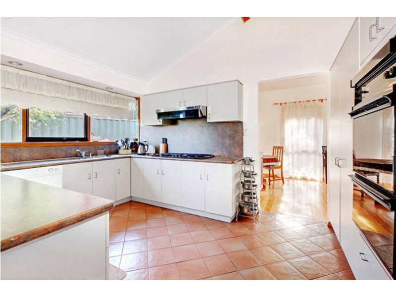 5 Riley Court, Keilor Downs VIC 3038